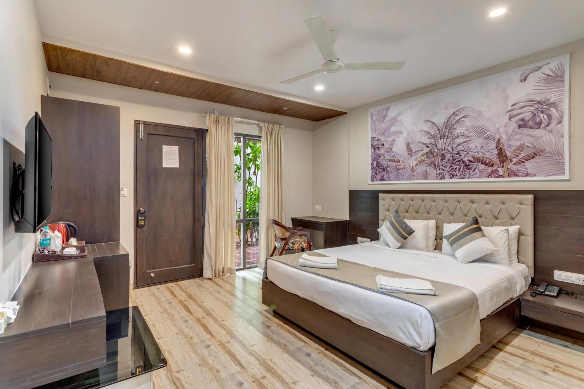 Skon Morjim Beach Resort By Orion Hotels Old Goa Exteriör bild