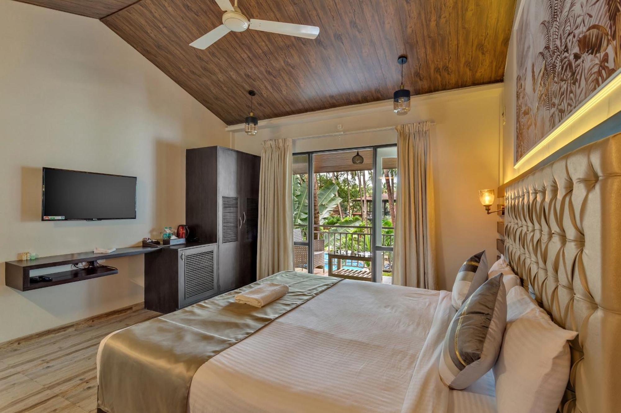 Skon Morjim Beach Resort By Orion Hotels Old Goa Exteriör bild